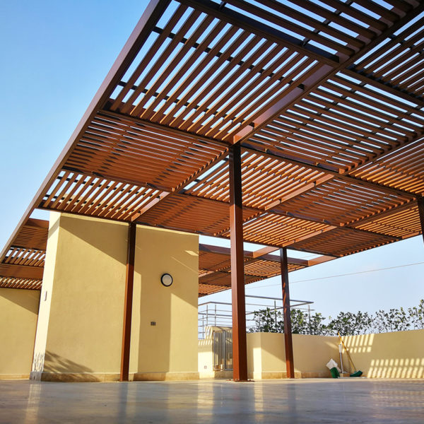 PERGOLA-PVC-TEXTURA-MADERA-JACUZZI-EDIFICIO-OCEANA-52-BARRANQUILLA.jpg