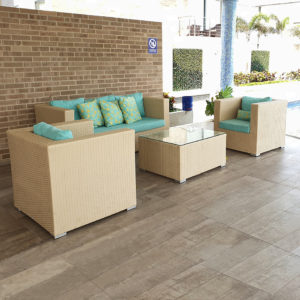 sala-para-exteriores-en-rattan-sintetico-beige-outdoor-design-marasha-barranquilla