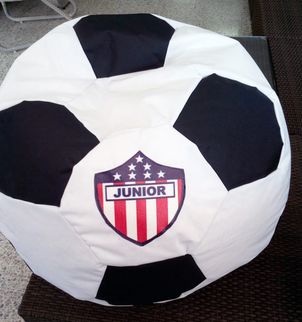 puff-balon-del-junior-de-barranquilla-en-tela-impermeable-outdoor-design