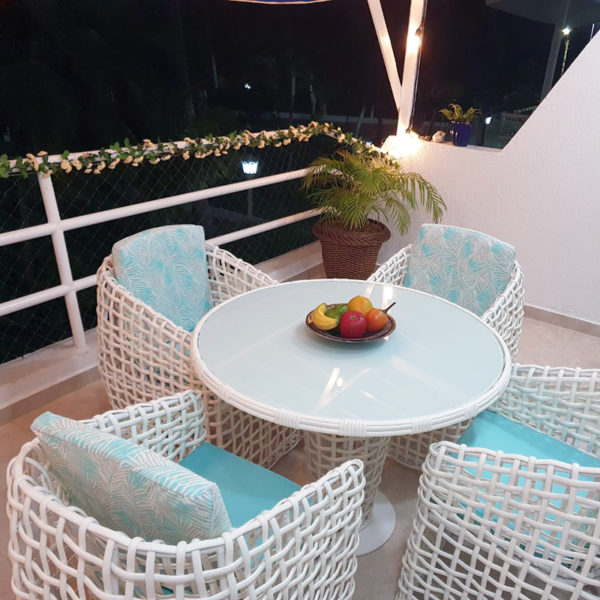 comedor-mantua-en-balcon-en-outdoor-design-barranquilla